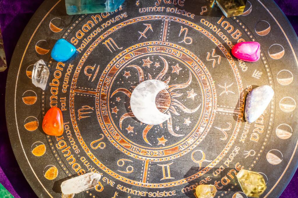 Aligning with the Mystical Energies of the Universe Through a Crystal Grid